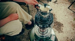 Toyotomi Zibro GEAR MISSION RR-GER25 przenośny knotowy piecyk naftowy 2,5kW